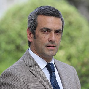 Hüe, Ignacio